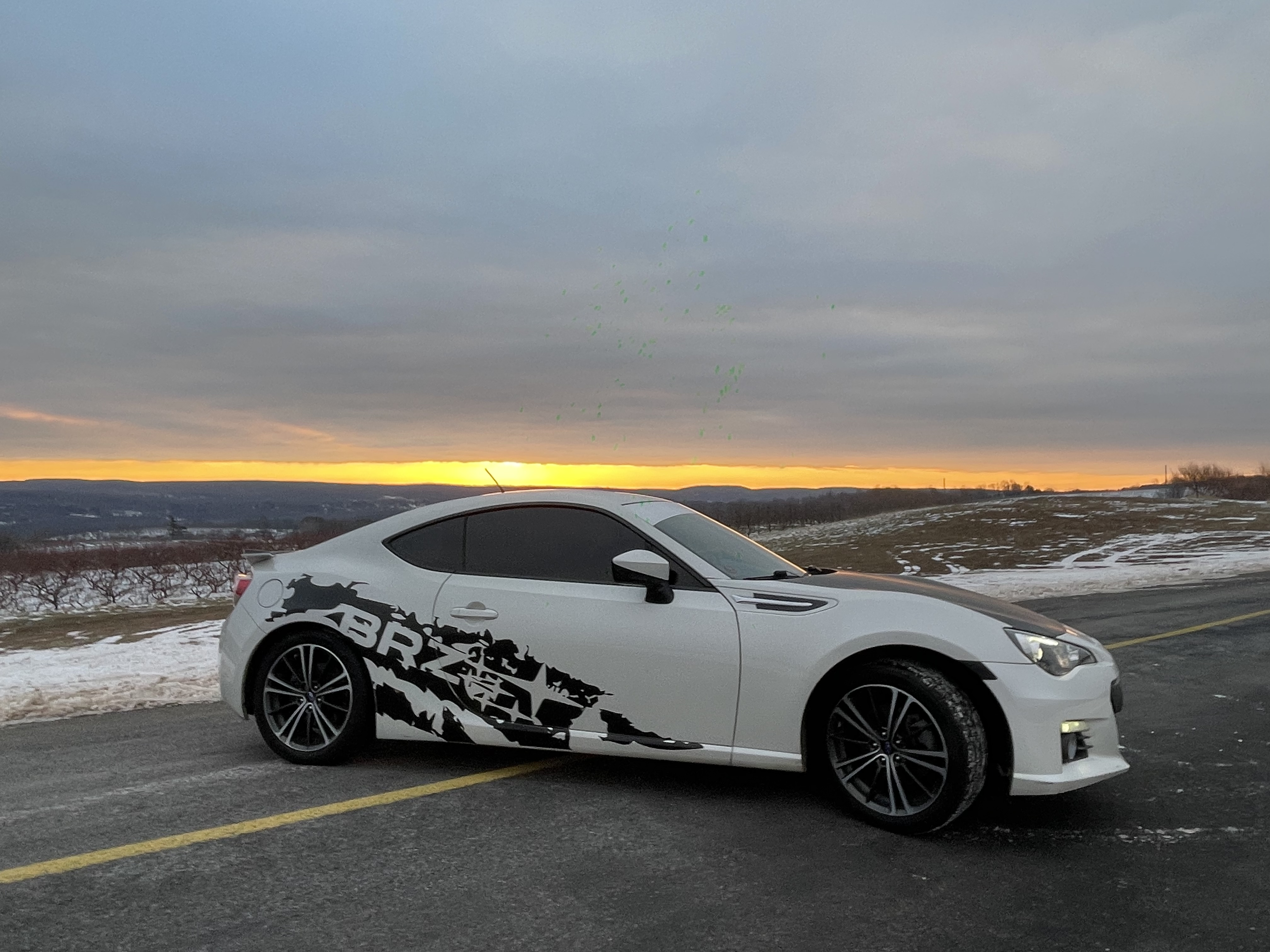 2013 Subaru BRZ Limited - 6 Speed FA20 Boxer with Toyota D-4S Dual Injection, TORSEN LSD, Japan-Built — photo 32